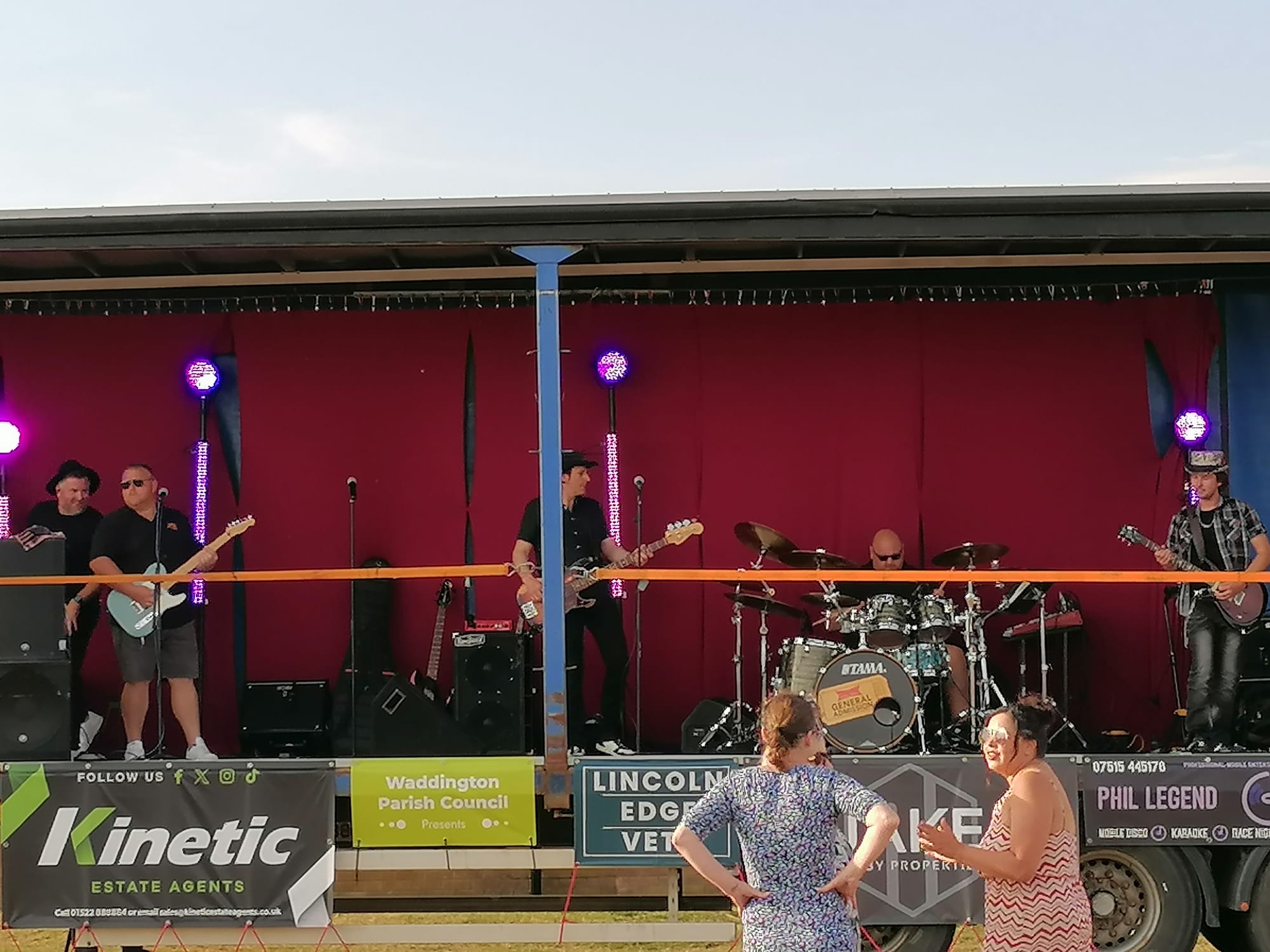 Saturday night band